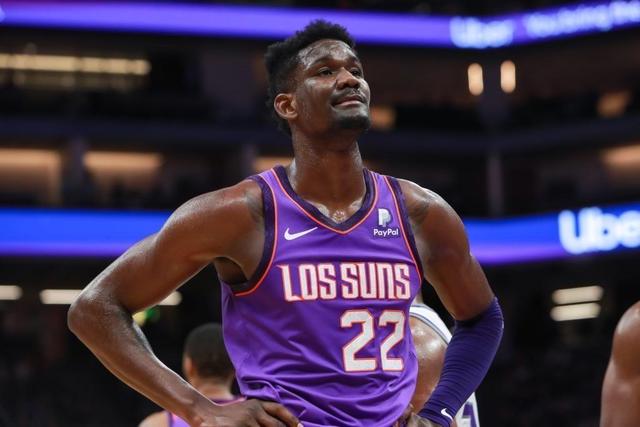 周琦15+9首钢胜深圳 郭艾伦40分广州不敌北控